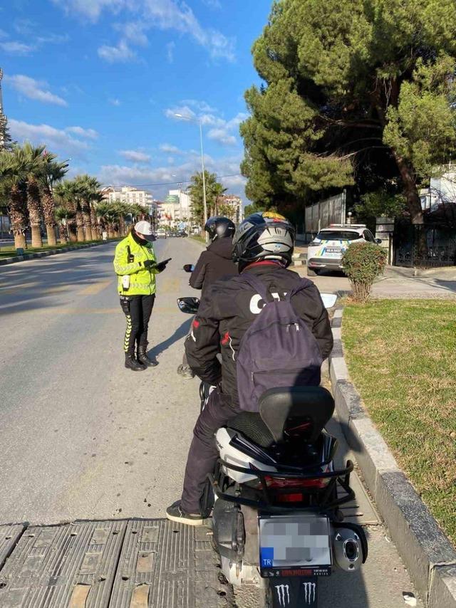 Manisa’da motosiklet denetimlerinde 1,8 milyon TL ceza 2