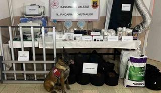 Kastamonu&rsquo;da uyuşturucu operasyonu:  6 g&ouml;zaltı