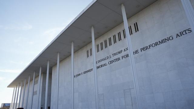 Washington’daki Kennedy Center'in adı ‘Trump-Kennedy Center’ olarak değiştirildi