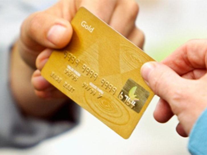 Kredi kartının ödemesini geciktirene şok