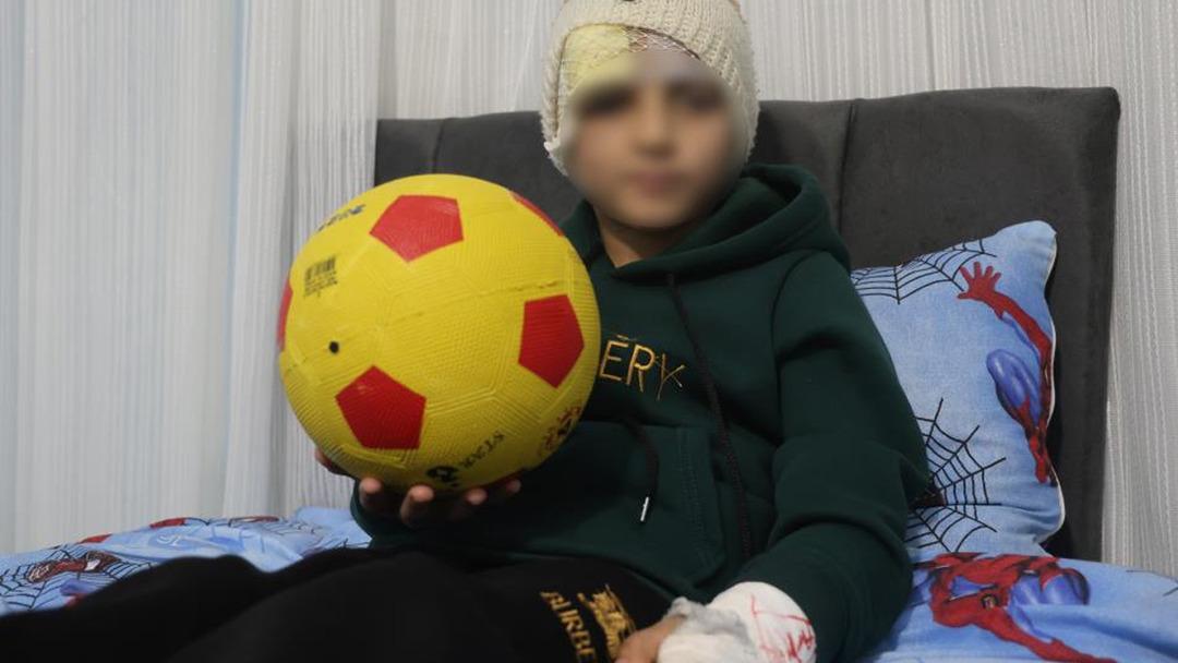 Dayısı tarafından diri diri toprağa gömülmüştü! Küçük çocuk dehşeti anlattı: "Toprak ve kayanın altında 3 gün gece hiç uyuyamadım, Allah a dua ettim" 3