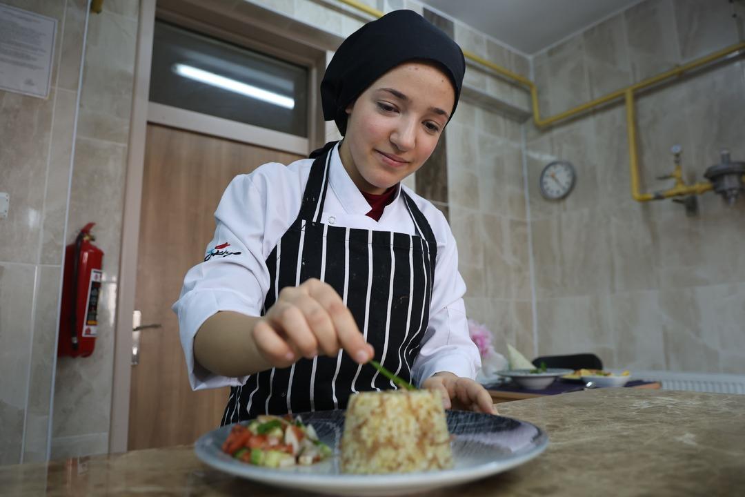 Fabrika gibi &ccedil;alışıyor: Bir yılda 19 milyon TL ciro yaptı 1