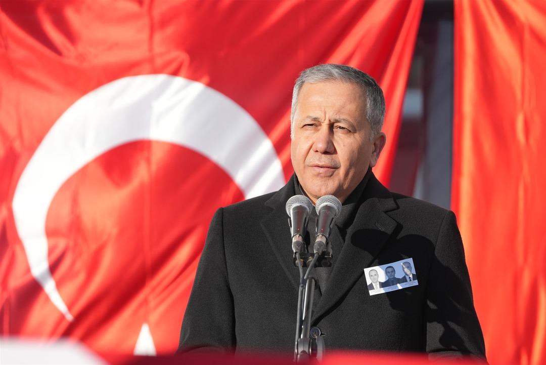 T&uuml;rkiye, Yalova şehitlerini uğurluyor: 3 polis i&ccedil;in veda t&ouml;reni 2