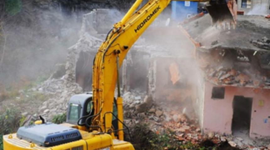Dikkat! 2 milyon konutta yıkılabilir
