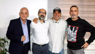 &Uuml;nl&uuml; yorumcudan korkutan haber! Kalbi durdu, yoğun bakımda