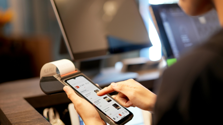 İnternetten satış yaptın, m&uuml;şteri &uuml;r&uuml;n&uuml; beğenmedi ve iade etmek istiyor. Yasal olarak cayma hakkı ka&ccedil; g&uuml;n i&ccedil;inde bu iadeyi kabul etmek zorundasın?