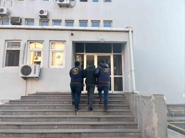 Diyarbakır&rsquo;da haklarında kesinleşmiş hapis cezası olan 90 şahıs yakalandı 1