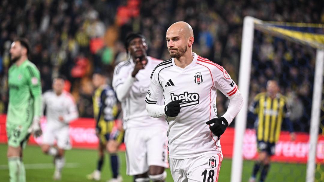 PFDK Fenerbah&ccedil;e-Beşiktaş ma&ccedil;ının cezalarını a&ccedil;ıkladı! 1