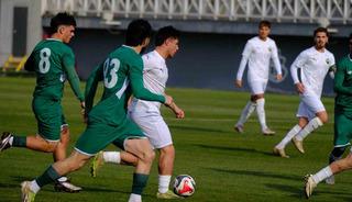 Bursaspor hazırlık ma&ccedil;ında Nil&uuml;fer FK&rsquo;yı 3-0&rsquo;la ge&ccedil;ti