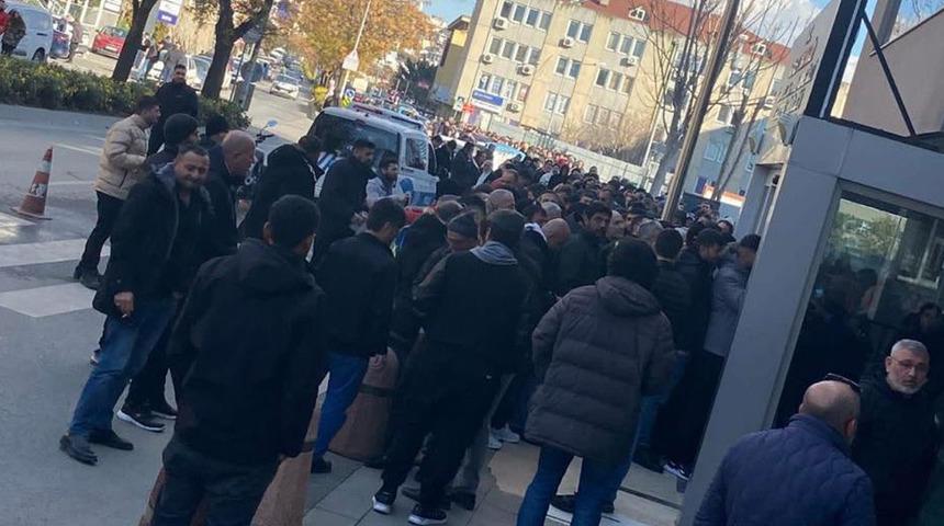 Cezaevlerinden tahliye olan on binlerce kişi kuyrukta g&ouml;r&uuml;nt&uuml;lendi!