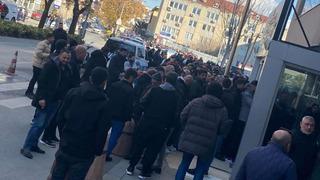 Cezaevlerinden tahliye olan on binlerce kişi kuyrukta görüntülendi!