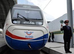 Kobralarla yola çıktı