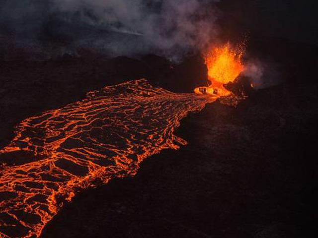 İzlanda'da deprem endişesi: 2014 faciasını akıllara getirdi!