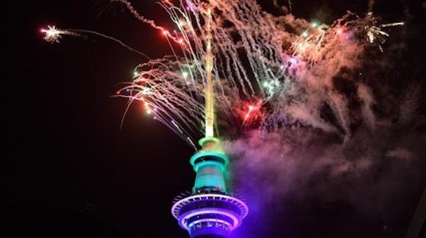 Pasifik'teki ada &uuml;lkesi Yeni Zelanda yeni yıla girdi