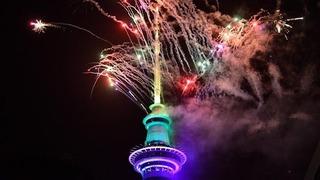 Pasifik'teki ada ülkesi Yeni Zelanda yeni yıla girdi