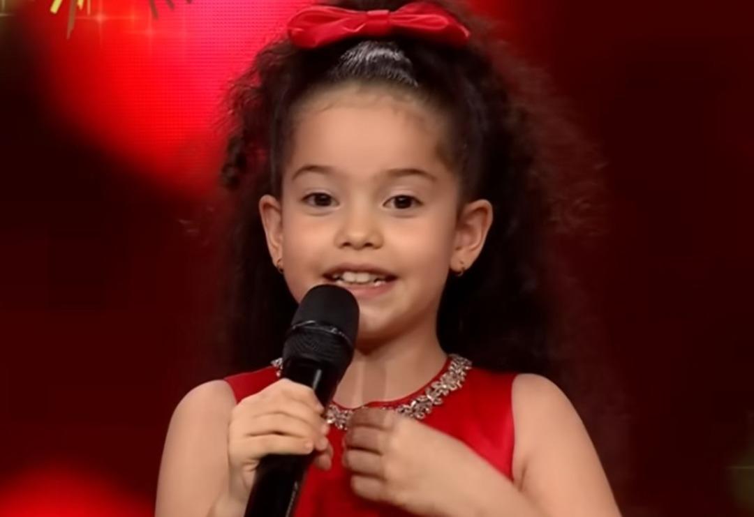 O Ses T&uuml;rkiye sahnesinde Yade Arayıcı r&uuml;zgarı! Yade Arayıcı kimdir, ka&ccedil; yaşında? 1