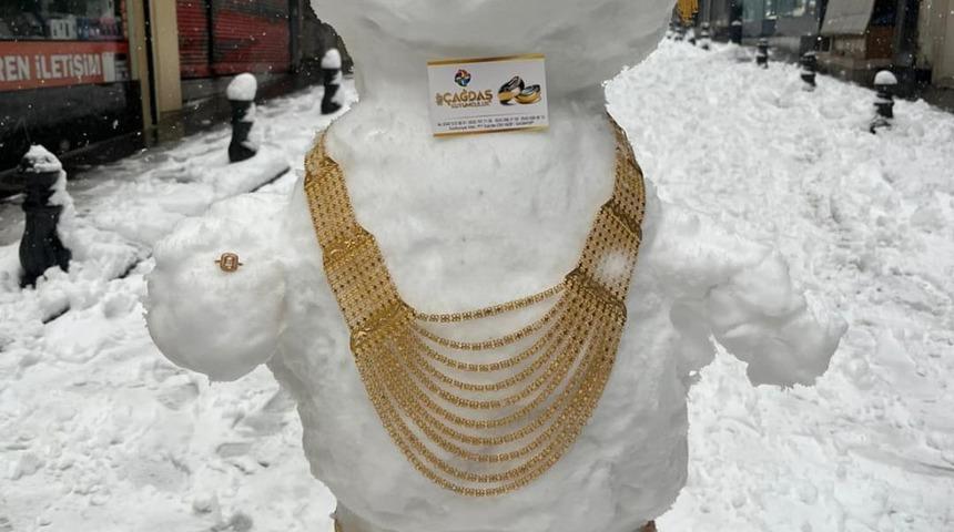 En &rsquo;değerli&rsquo; kardan gelin