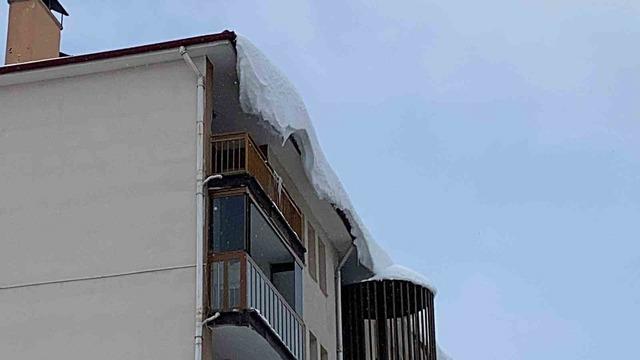 Bolu&rsquo;da kar ve buz k&uuml;tleleri tehlike sa&ccedil;ıyor 5