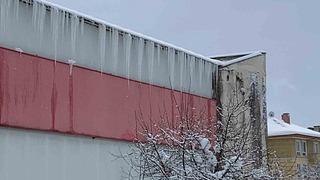 Son dakika: Bolu&rsquo;da kar ve buz k&uuml;tleleri tehlike sa&ccedil;ıyor