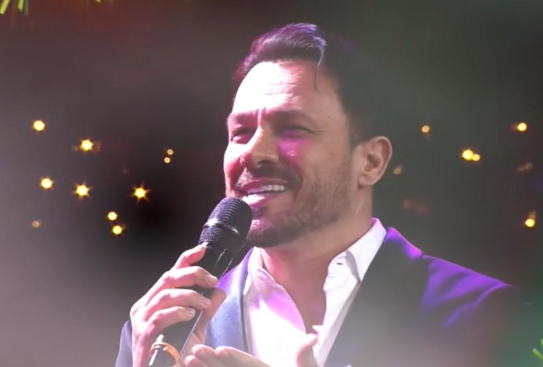 Zuhal Topal ve eşi Korhan Saygıner O Ses T&uuml;rkiye sahnesinde! Zuhal Topal ka&ccedil; yaşında? Korhan Saygıner ne iş yapıyor?  3