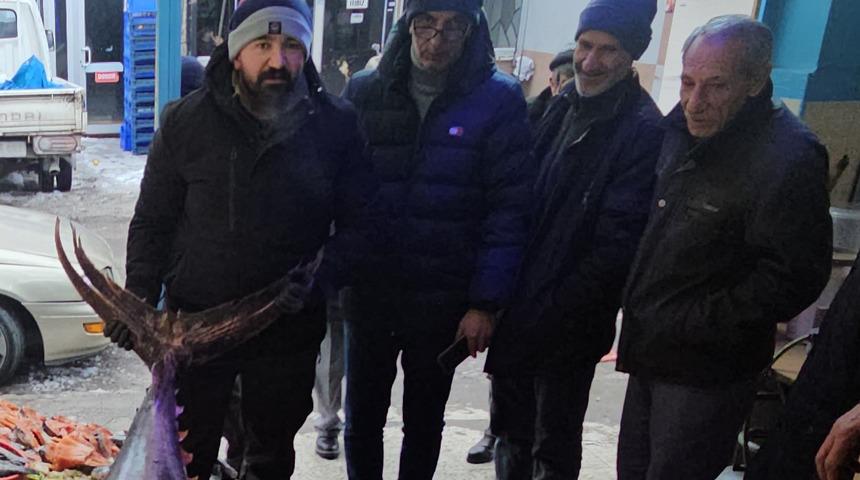 Tutulduğu Atlantik Okyanusu'ndan Erzincan'a getirildi! Vatandaşların ilgi odağı oldu