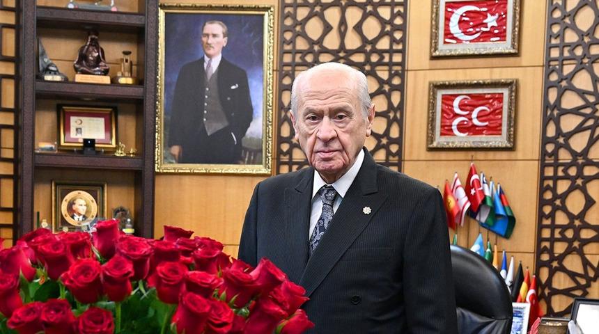 Cumhurbaşkanı Erdoğan, Bah&ccedil;eli'nin yeni yılını ve yaşını kutladı