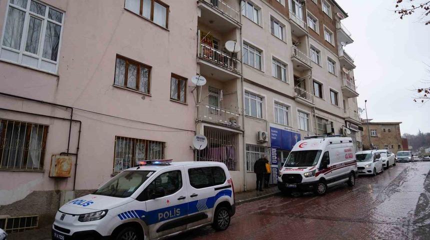 Niğde&rsquo;de &ccedil;ift evlerinde &ouml;l&uuml; bulundu