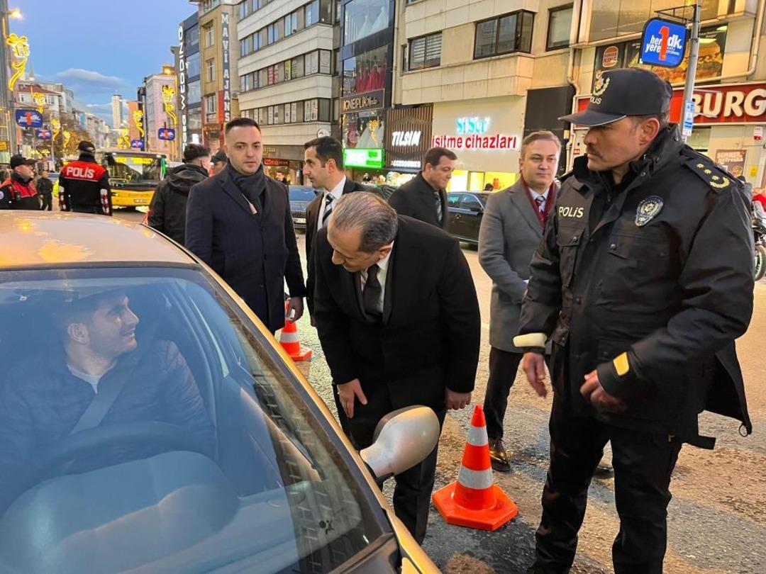 İstanbul İl Emniyet M&uuml;d&uuml;r&uuml; Yıldız, Kadık&ouml;y deki denetimleri inceledi 2