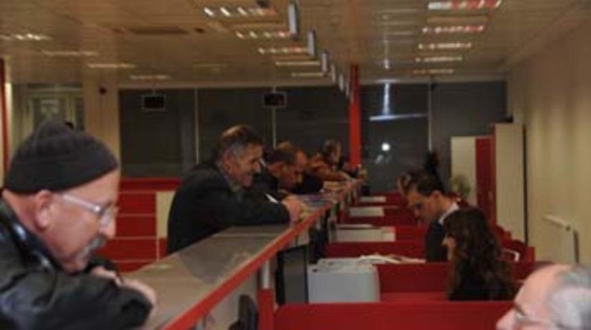 2 bin 500 lira mutlu etmedi!