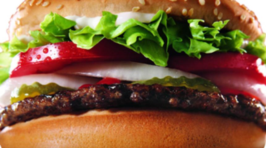 Ünlü fast food zinciri bu ülkeden gidiyor