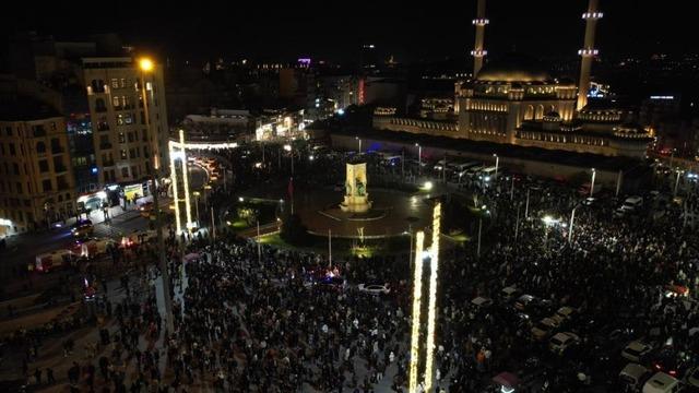 Türkiye 2026'ya 'merhaba' dedi: İşte yurdun dört bir yanından kutlama görüntüleri