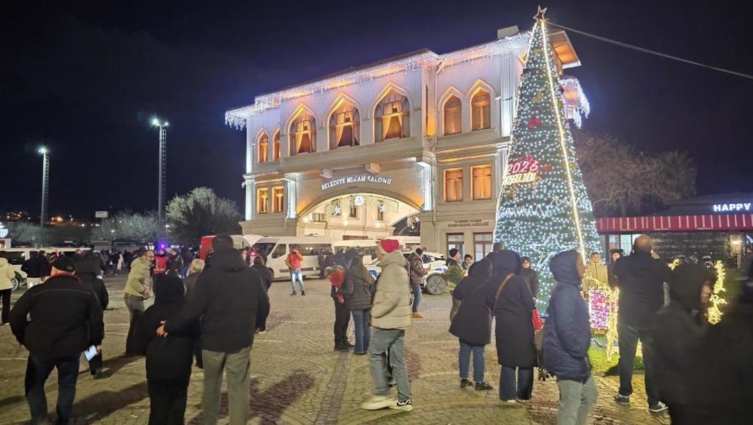 T&uuml;rkiye 2026 ya  merhaba  dedi: İşte yurdun d&ouml;rt bir yanından kutlama g&ouml;r&uuml;nt&uuml;leri 17