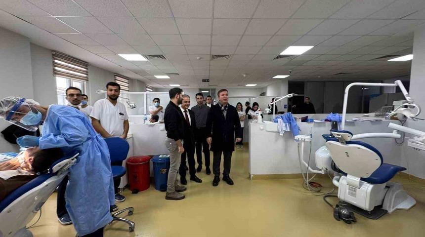 Vali Aydoğdu&rsquo;dan Ağız ve Diş Sağlığı Hastanesi&rsquo;ne ziyaret