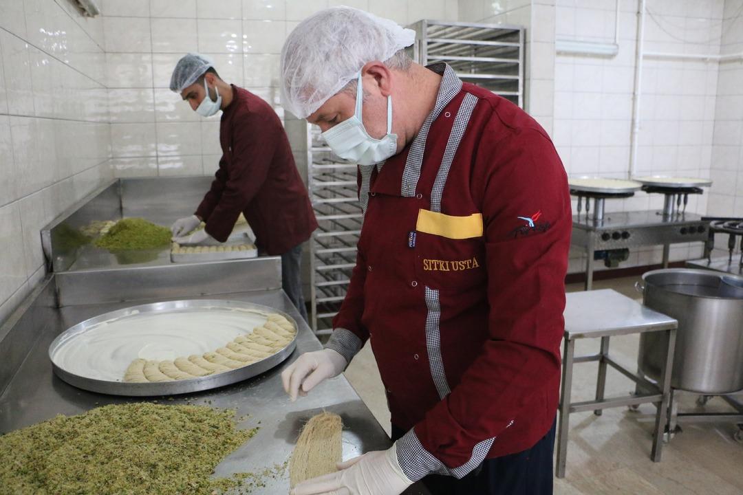 O rekor Diyarbakır da kırıldı! 58 yıldır bu işi yapıyor: 1 senede tam 40 ton satıldı  1