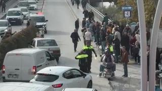 Ters yönden gelen motosiklete otomobil çarptı: 1 yaralı