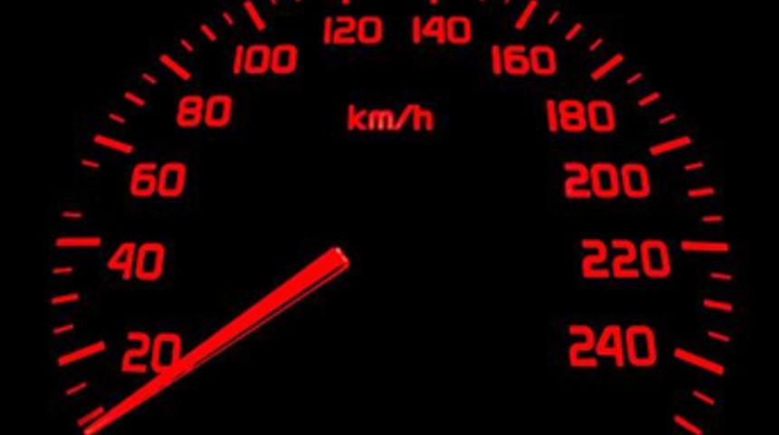 Sürücüler dikkat! Hız limitleri değişti