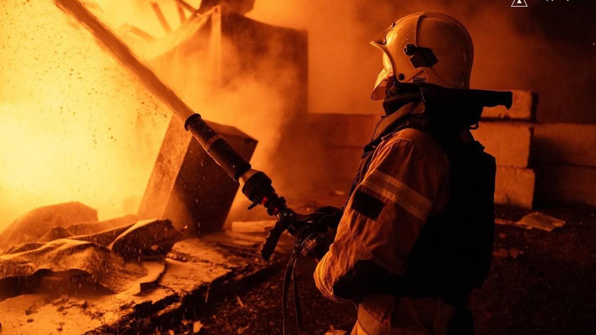 Ukrayna'da yılbaşı cehennemi: 24 ölü, 50'den fazla yaralı! Ruslar İHA'larla saldırdı - Dünya Haberleri