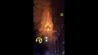 Son dakika: Amsterdam'daki tarihi kilise alev topuna d&ouml;nd&uuml;! 