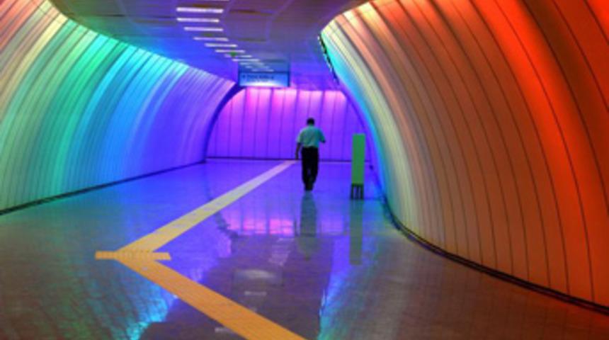 Gökkuşağı metro geliyor