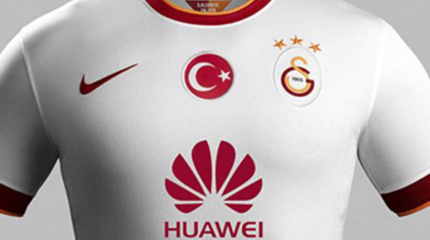 Türkiye'de ilk kez Galatasaray'a sponsor oldu