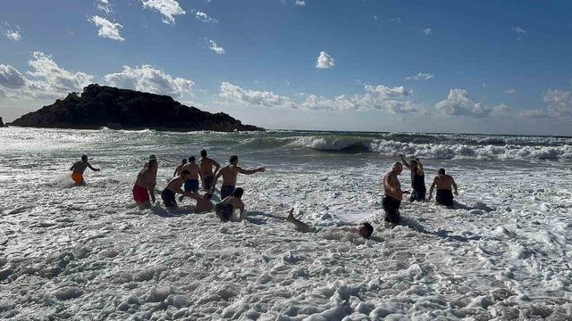 Mersin de yeni yıl geleneği bozulmadı 4