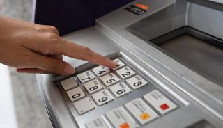 ATM'lerdeki paraları bile değişecek!