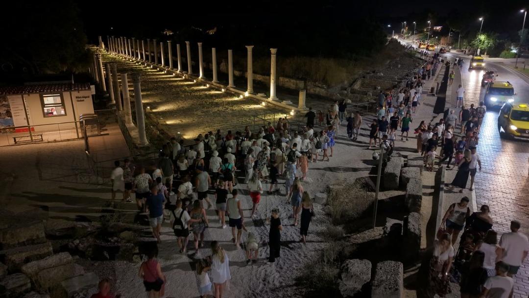 Bakan Ersoy verileri paylaştı! 2025 yılında Antalya da turist rekoru: 17 milyondan fazla ziyaret  6