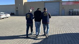 Gaziantep’te 6 ayrı suçtan 10 yıldır firari olan şahsı jandarma yakaladı