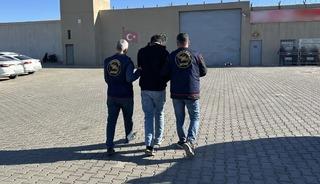 Gaziantep&rsquo;te 6 ayrı su&ccedil;tan 10 yıldır firari olan şahsı jandarma yakaladı