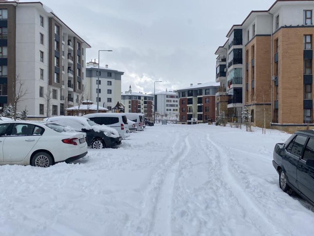 Yeni yıl karla başladı! &Ccedil;ok sayıda ilde okullar tatil edildi: İstanbul da okullar tatil mi? 5