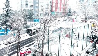 Beşiktaş karla kaplandı