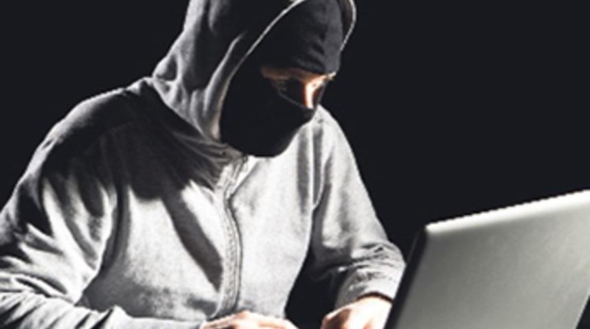 Türkiye'nin kasasına hackerlar dadandı