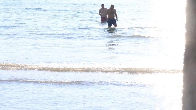 Yılın ilk gününü denizde karşıladılar