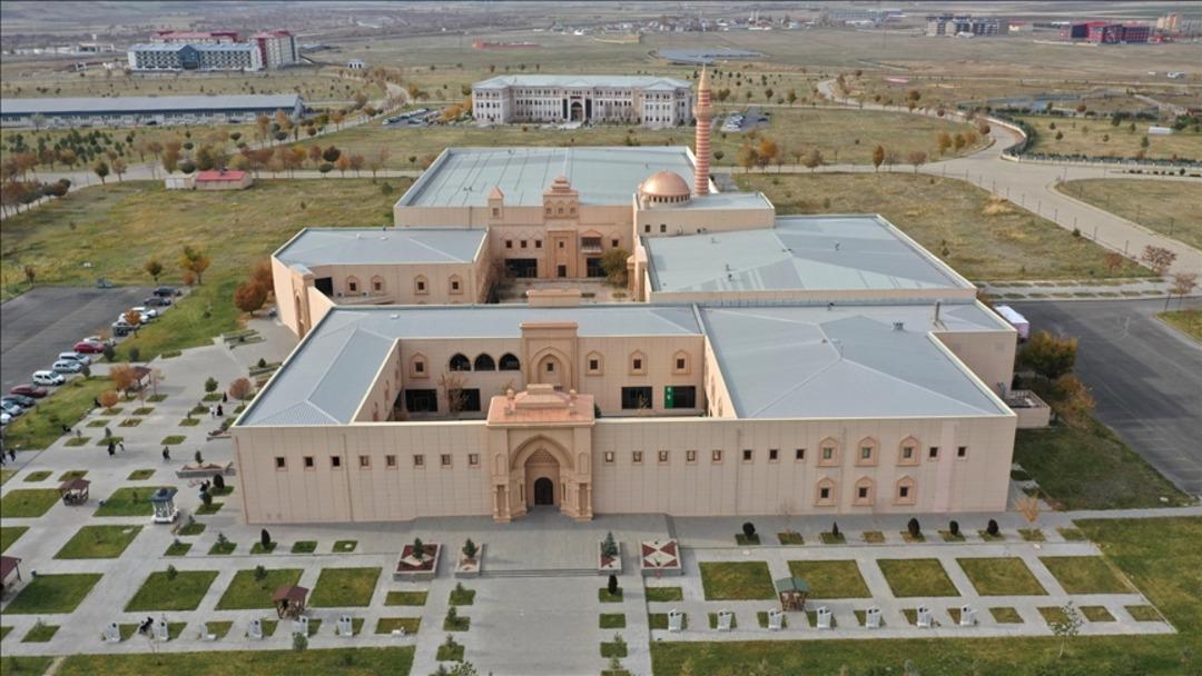 Ağrı İbrahim &Ccedil;e&ccedil;en &Uuml;niversitesi nde yarın eğitim yapılmayacak 1